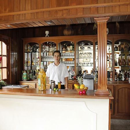 圣皮埃尔 Le Domaine Des Pierres酒店 外观 照片